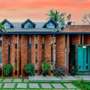 Tentgram Brickhouse Villa